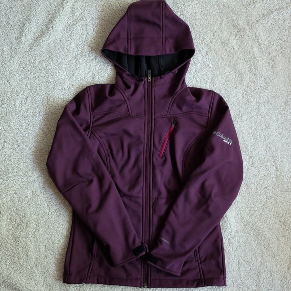 Columbia Outer Shell (Water/Wind Resistant) - Picture 1 of 6